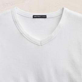 Compact Cotton Baby V Tee in White | James Perse Los Angeles