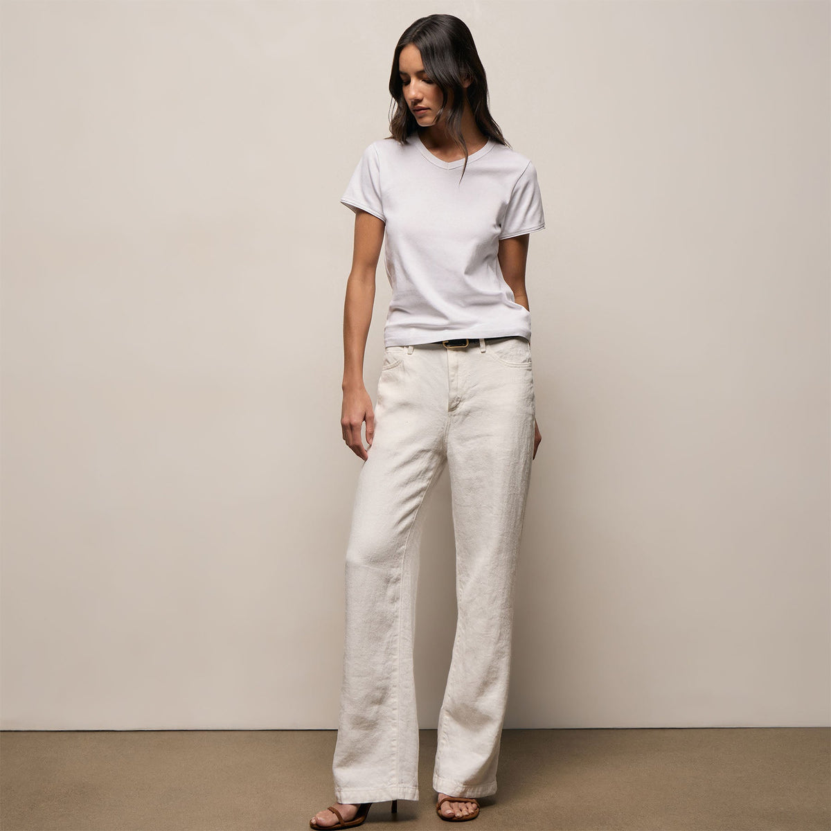Compact Cotton Baby V Tee in White | James Perse Los Angeles