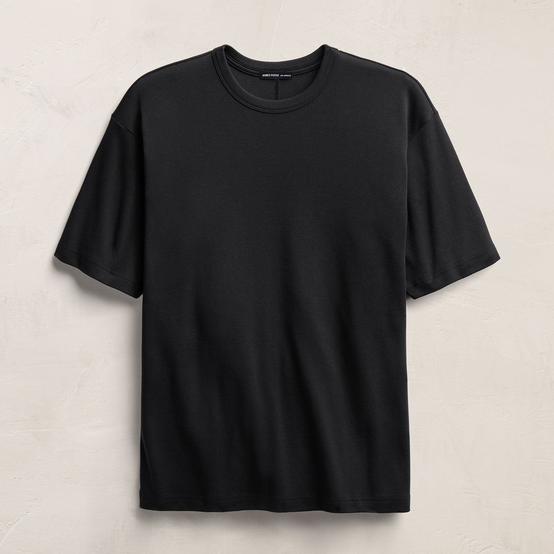 Relaxed Fit Tee in Black | James Perse Los Angeles