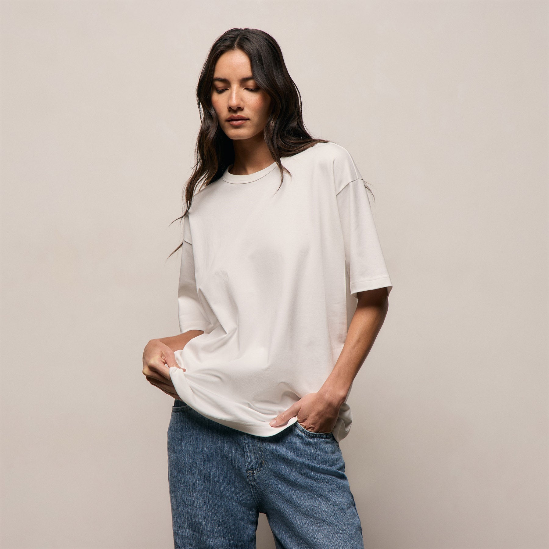 Relaxed Fit Tee in Off White | James Perse Los Angeles