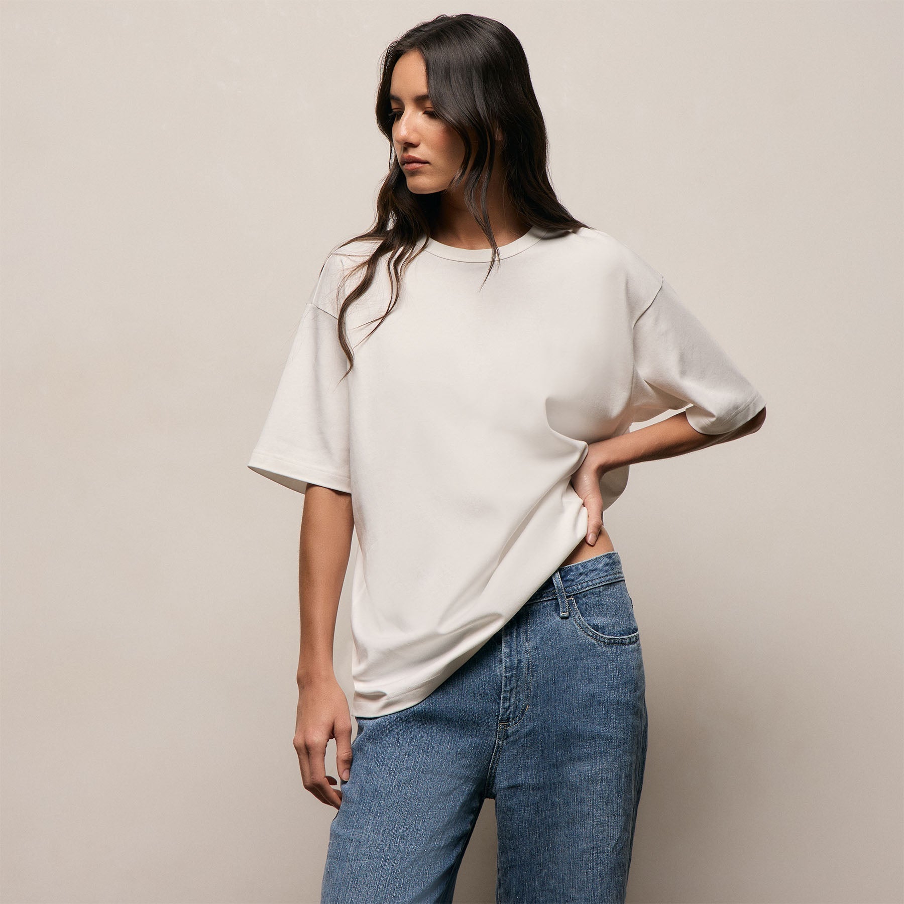 Relaxed Fit Tee in Off White | James Perse Los Angeles