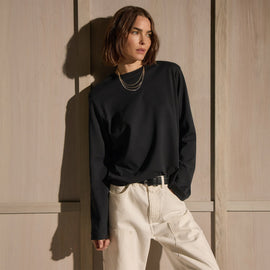 Cotton Jersey Long Sleeve Crew in Black | James Perse Los Angeles