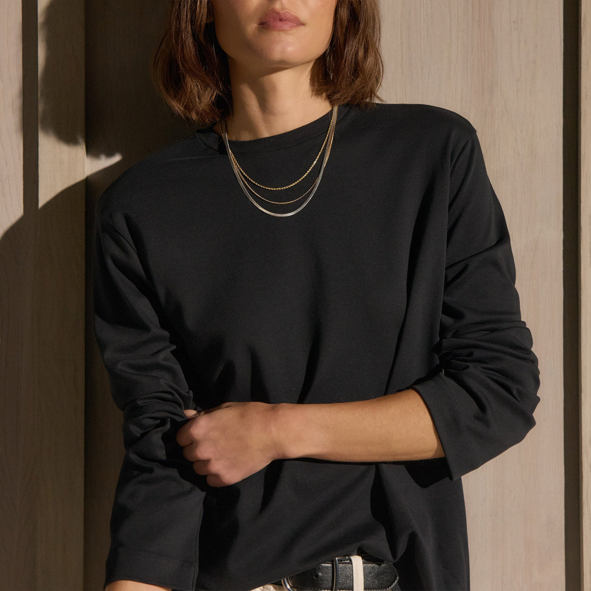Cotton Jersey Long Sleeve Crew in Black | James Perse Los Angeles