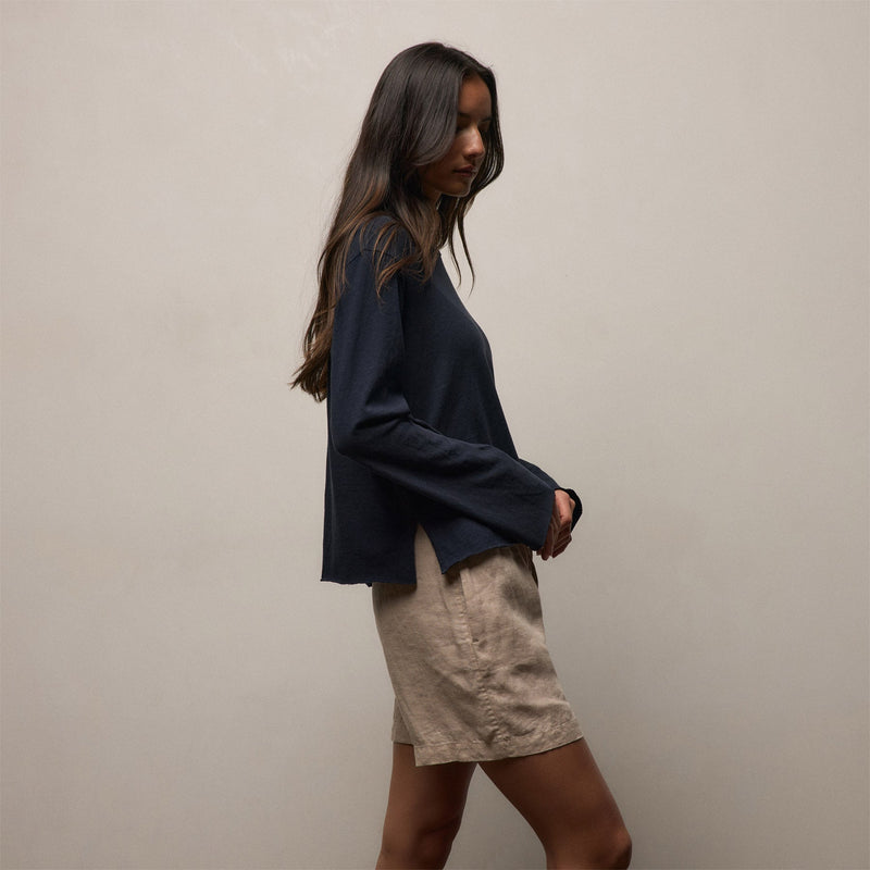 Slub Jersey Long Sleeve Tee in Classic Navy | James Perse Los Angeles