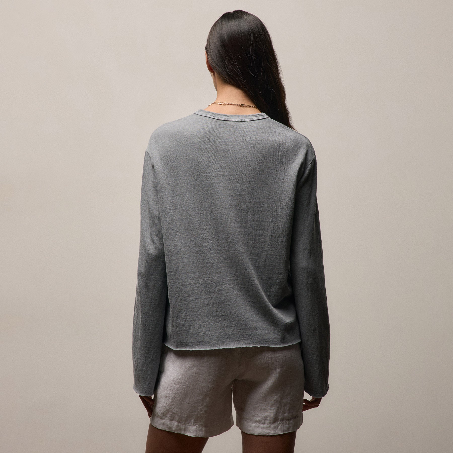 Slub Jersey Long Sleeve Tee in Ore Pigment | James Perse Los Angeles