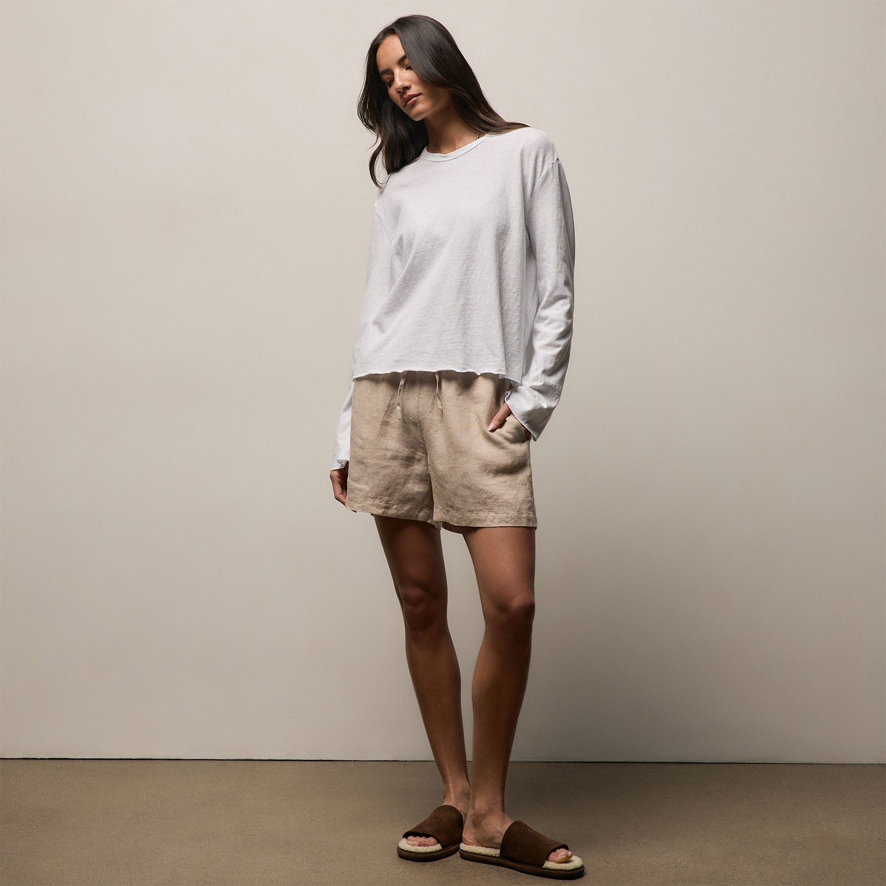 Slub Jersey Long Sleeve Tee in White | James Perse Los Angeles