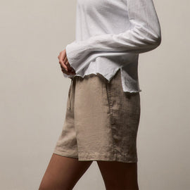 Slub Jersey Long Sleeve Tee in White | James Perse Los Angeles