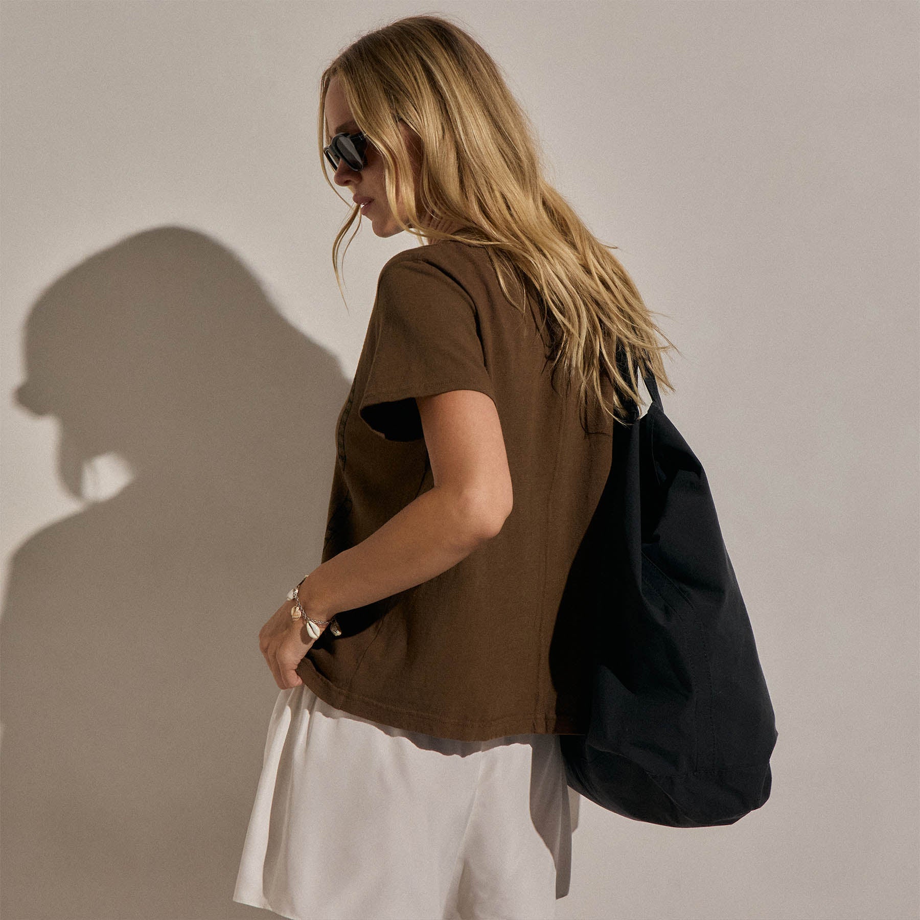 Slub Jersey Relaxed Graphic Tee in Cocoa/Black | James Perse Los Angeles