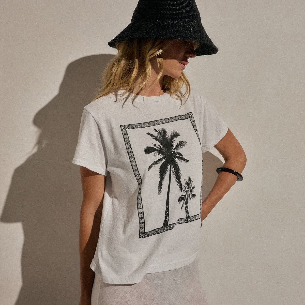 Slub Jersey Relaxed Graphic Tee in White/Black | James Perse Los Angeles