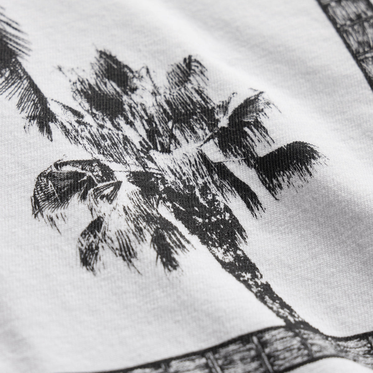 Slub Jersey Relaxed Graphic Tee in White/Black | James Perse Los Angeles