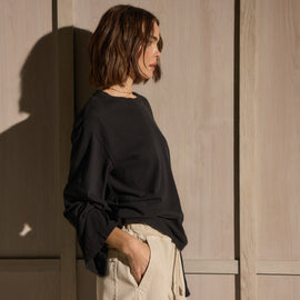 Slub Jersey Wide Long Sleeve Tee in Black | James Perse Los Angeles