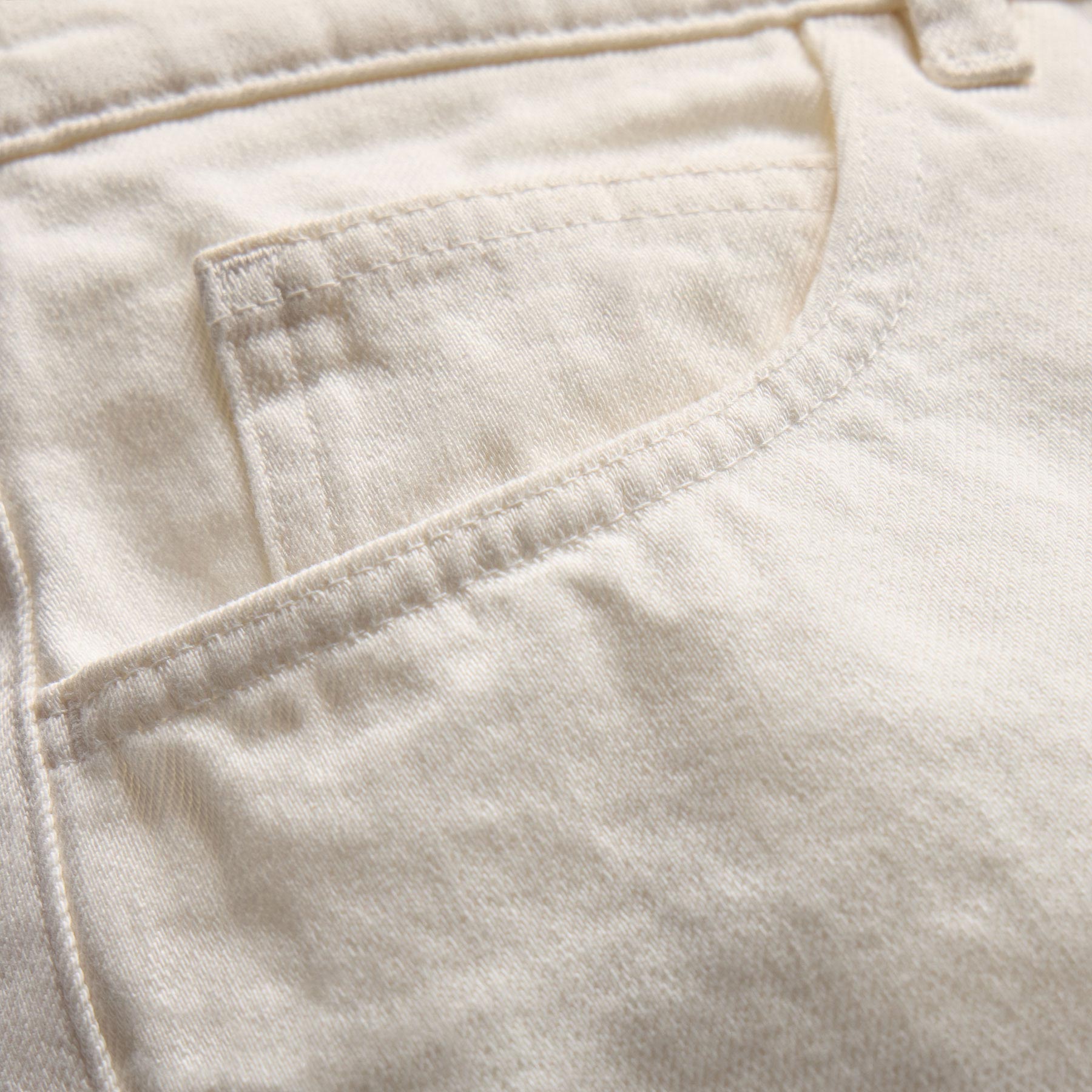 Relaxed Fit Jean in Off White | James Perse Los Angeles