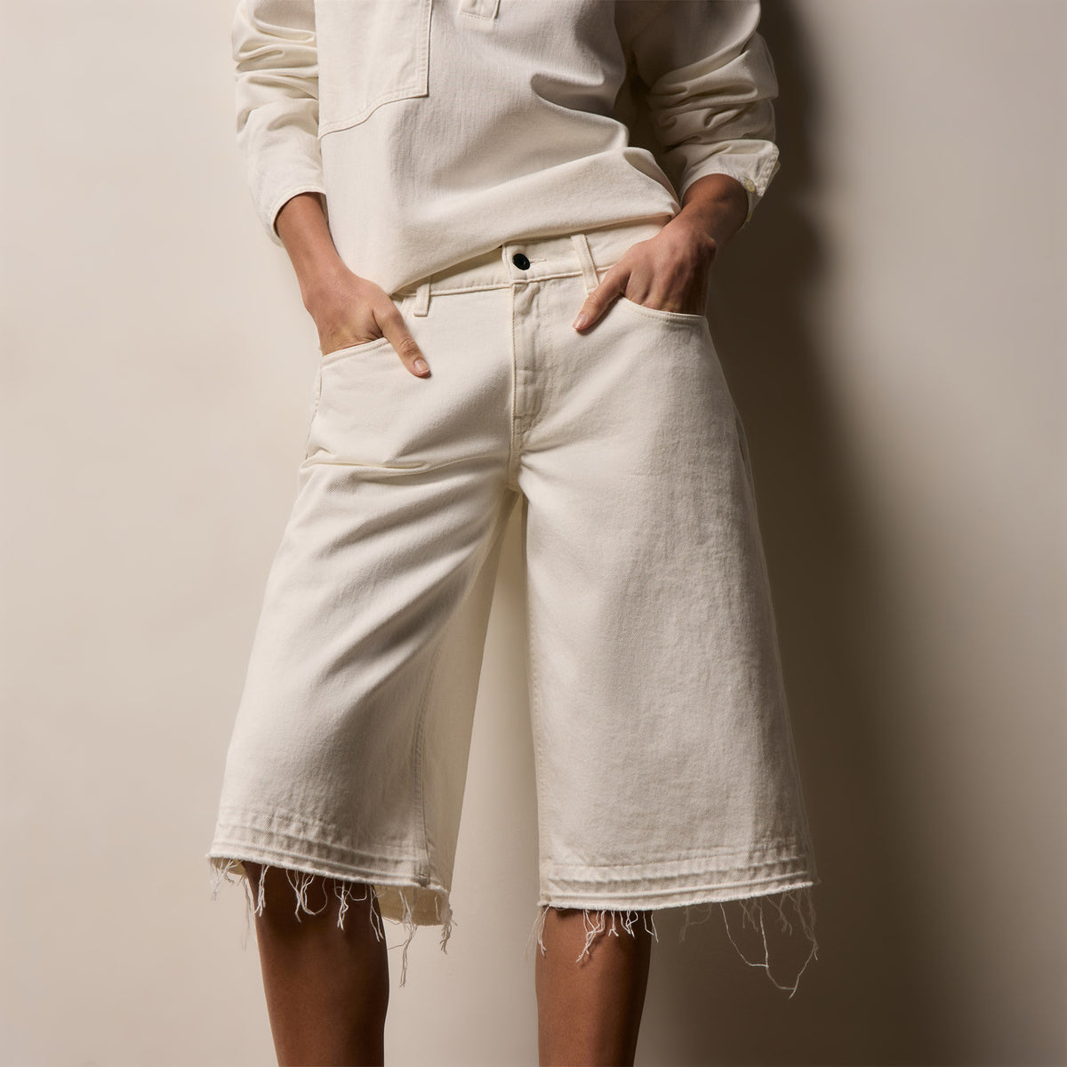 Relaxed Jort in Off White | James Perse Los Angeles