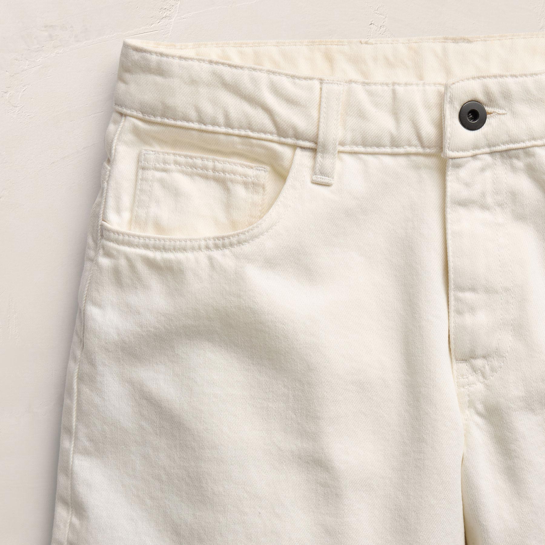 Relaxed Jort in Off White | James Perse Los Angeles