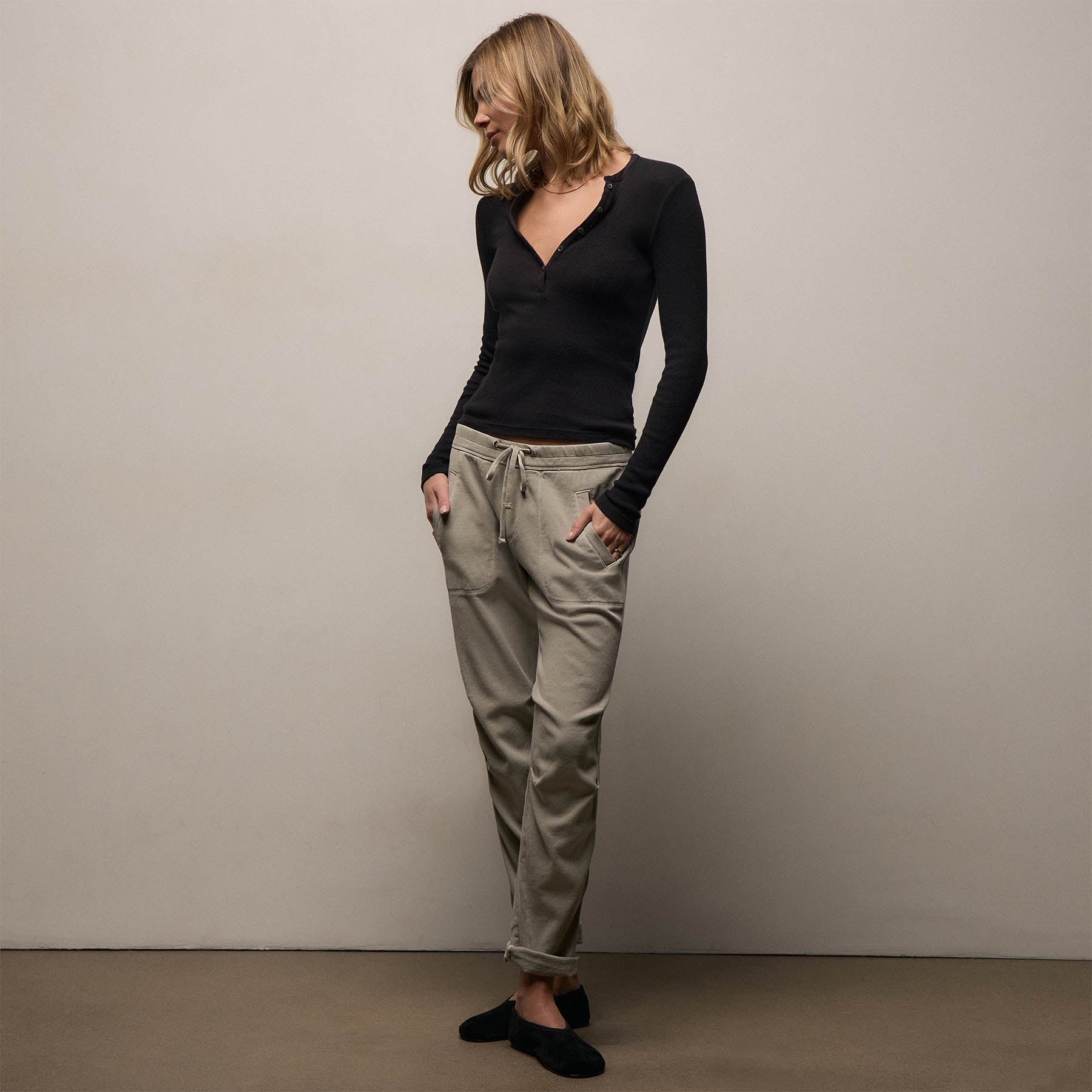 Soft Drape Pant - Driftwood Pigment | James Perse Los Angeles