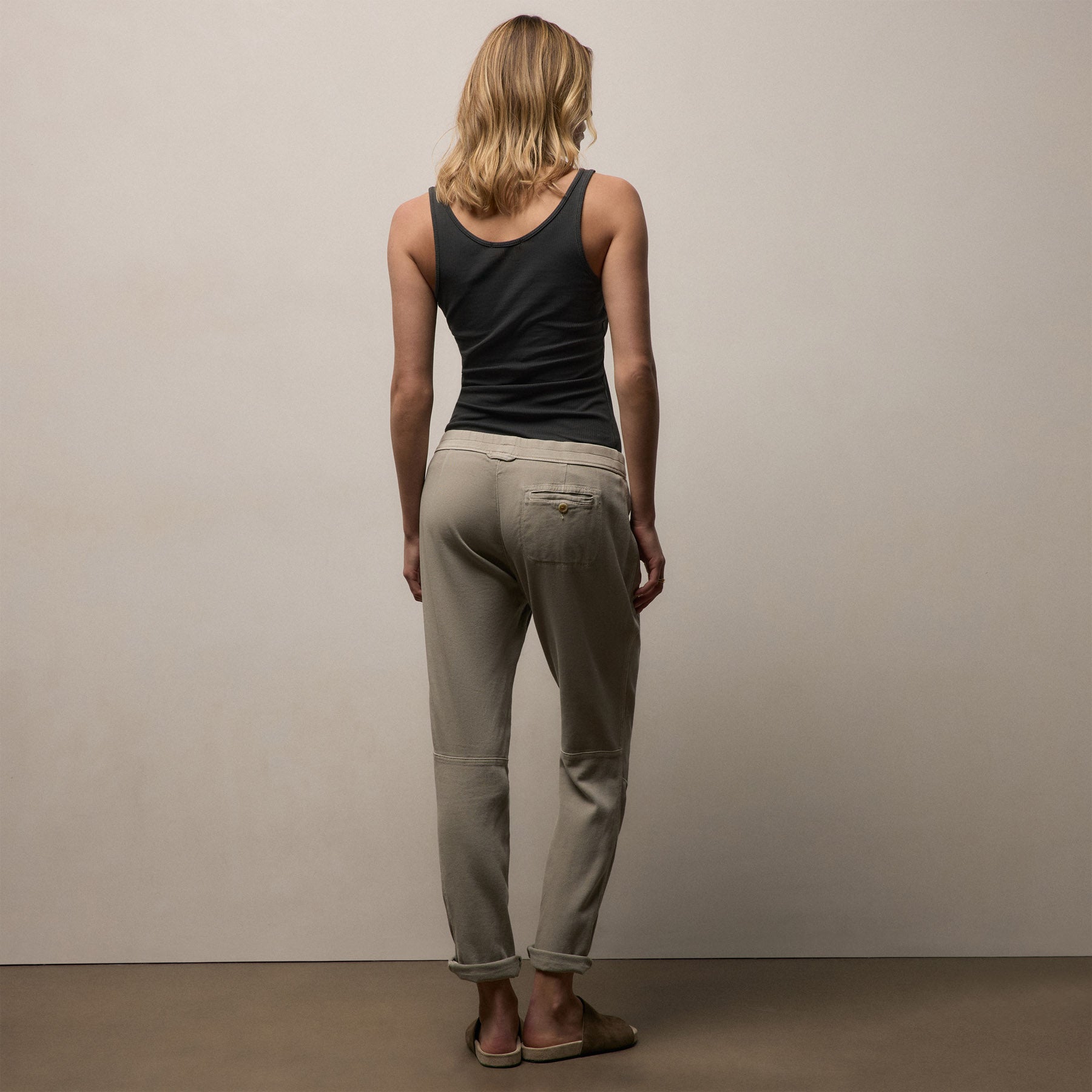 Soft Drape Pant - Driftwood Pigment | James Perse Los Angeles