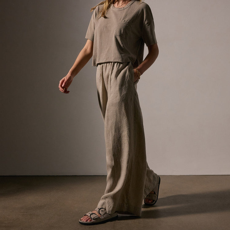 Lightweight Linen Wide Leg Pnt in Overcast Pigment | James Perse Los Angeles
