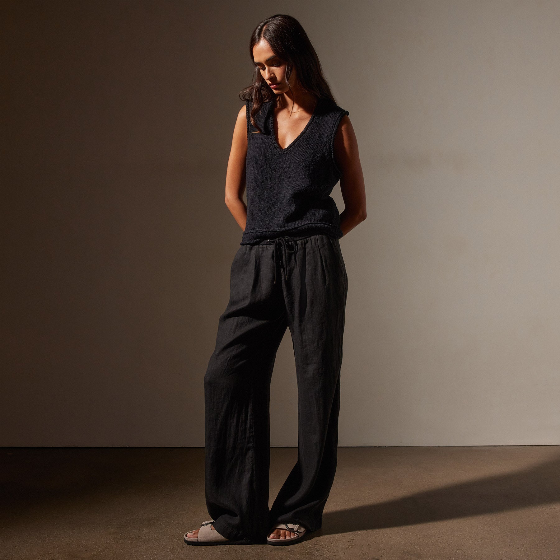 Wide Leg Relaxed Linen Pant - Black | James Perse Los Angeles