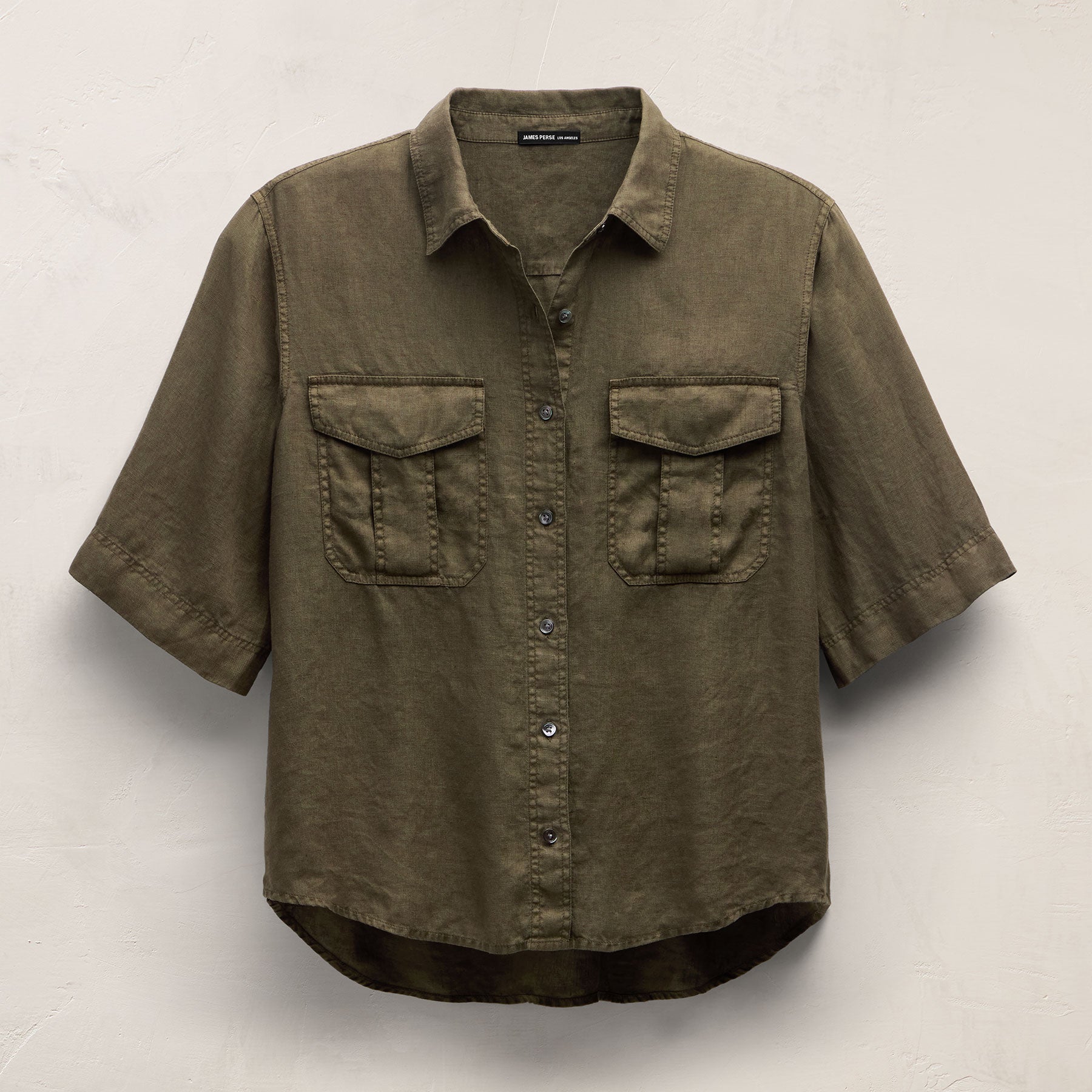 Short Sleeve Utility Shirt in Army Green Pigment | James Perse Los Angeles