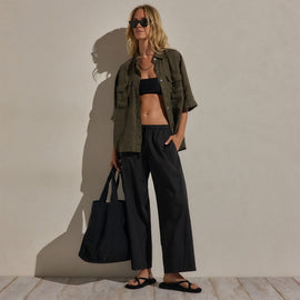 Linen Short Sleeve Utility Shirt in Army Green Pigment | James Perse Los Angeles