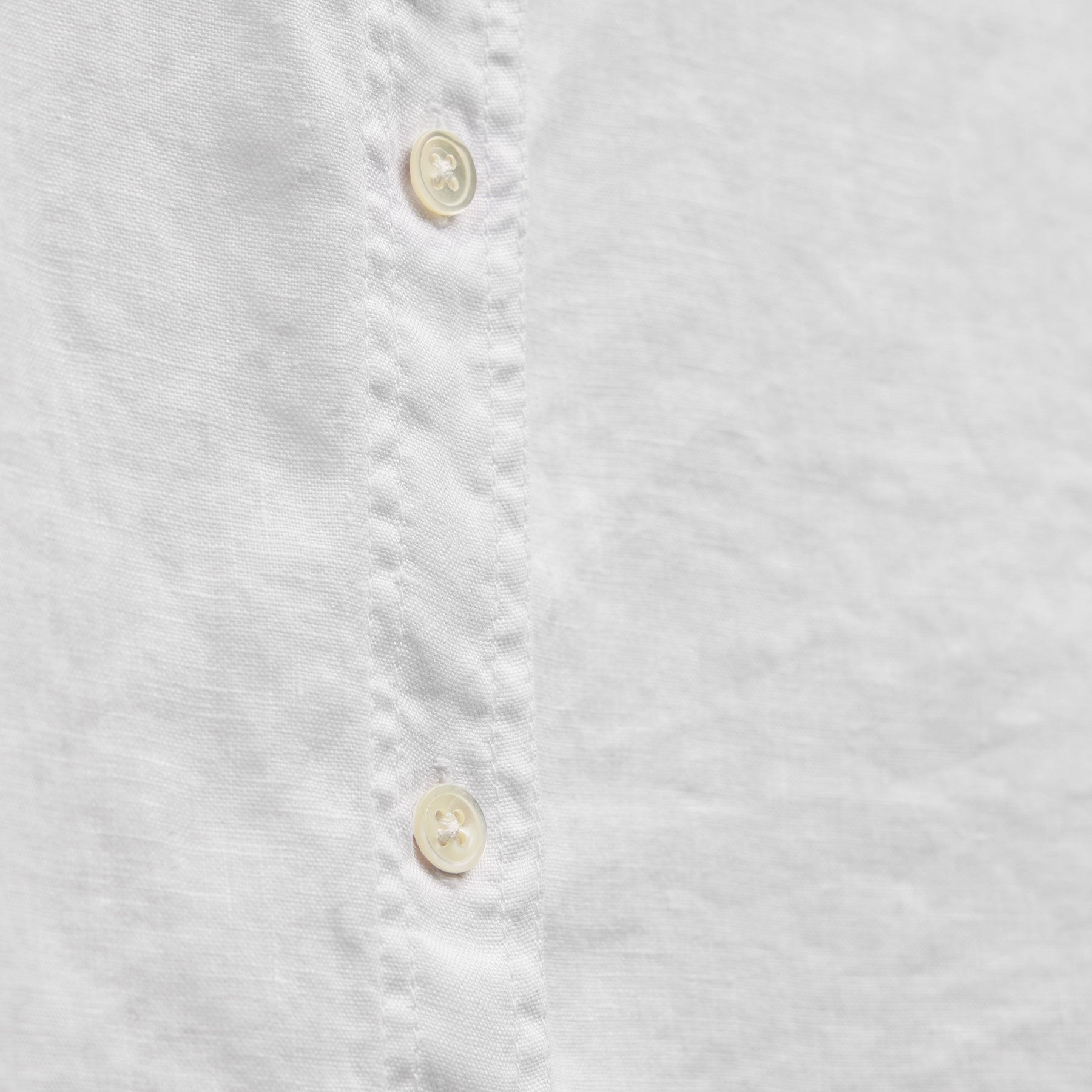 Short Sleeve Utility Shirt in White | James Perse Los Angeles