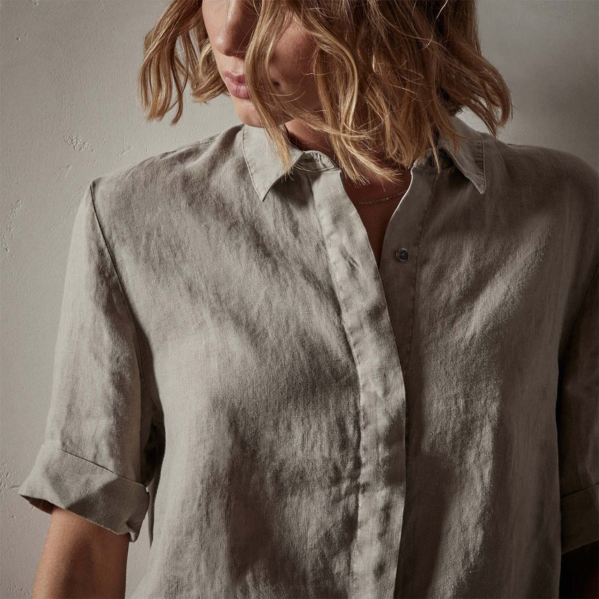 Short Sleeve Linen Shirt in Silt Pigment | James Perse Los Angeles