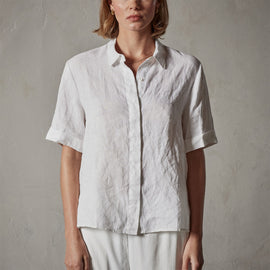Lightweight Linen Short Sleeve Shirt in White | James Perse Los Angeles