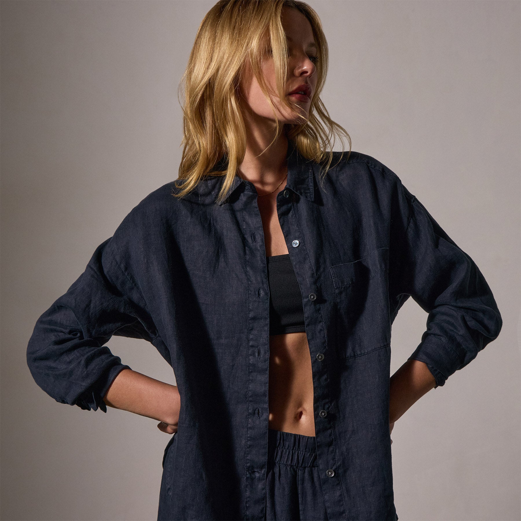 Linen Oversized Shirt - Classic Navy | James Perse Los Angeles