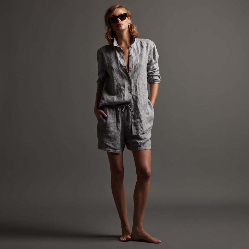 Lightweight Linen Short in Breeze Pigment | James Perse Los Angeles