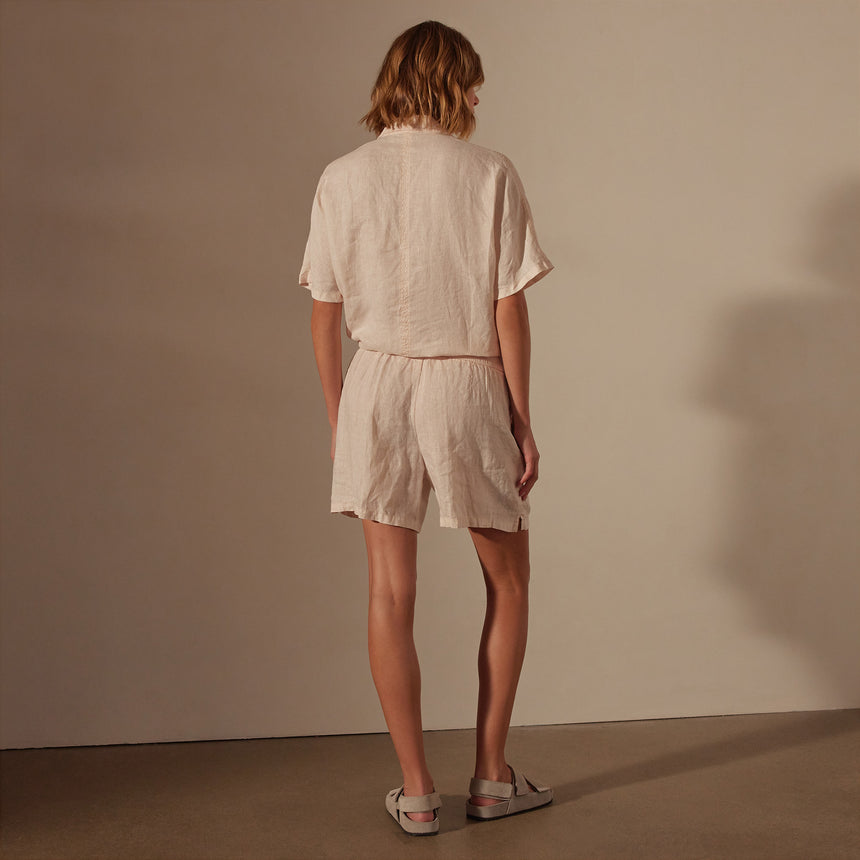 Relaxed Fit Linen Short in Zephyr Pigment | James Perse Los Angeles