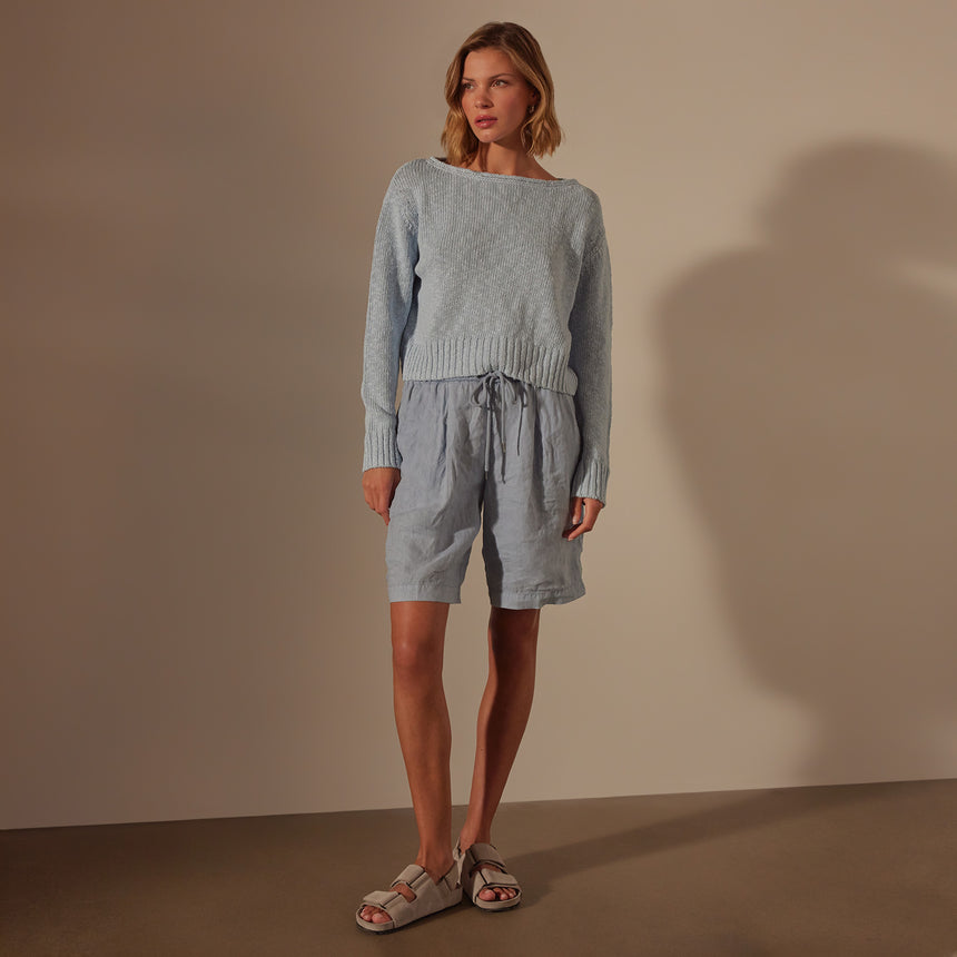 Pleated Linen Bermuda Short in Open Sky Pigment | James Perse Los Angeles