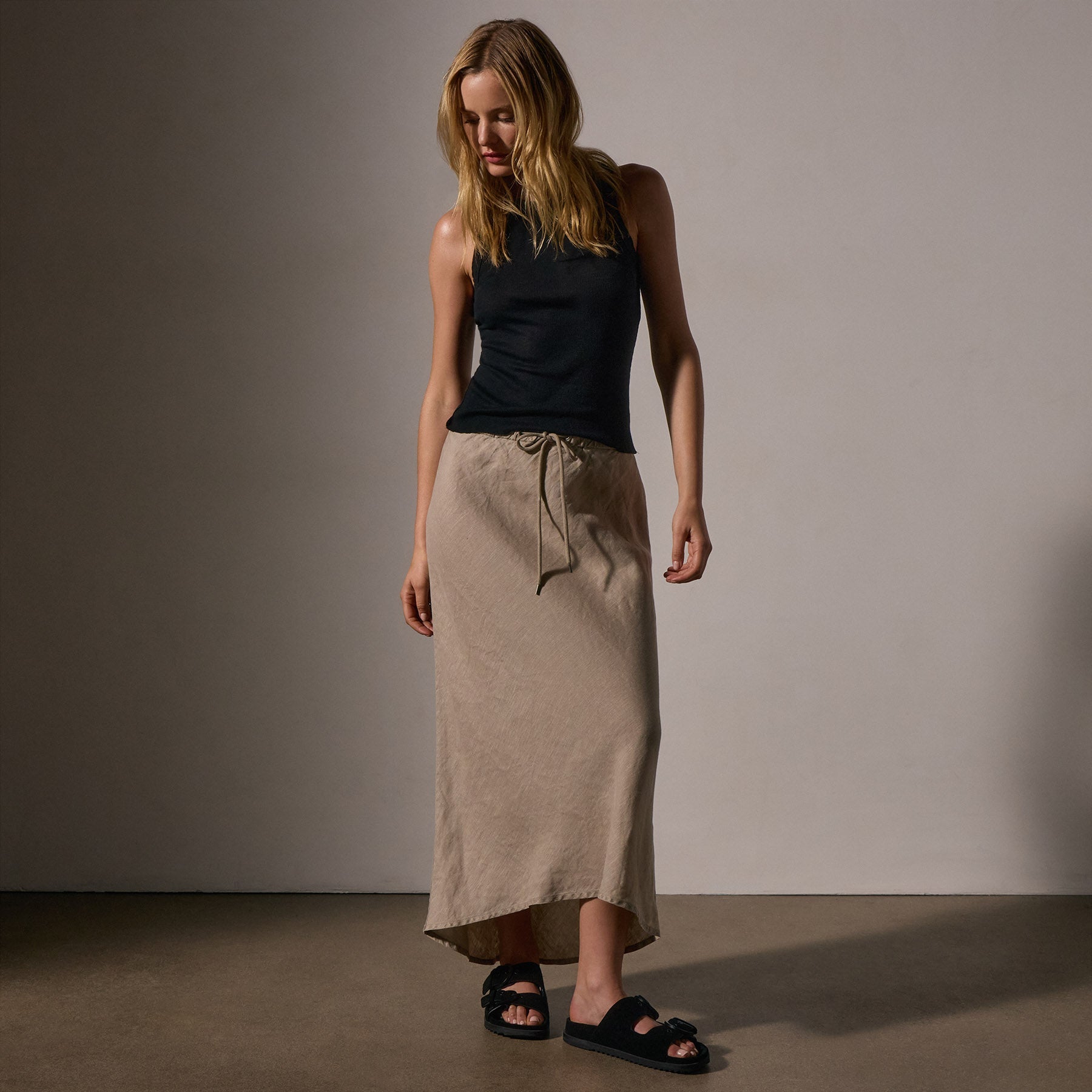 High Low Linen Skirt - Overcast Pigment | James Perse Los Angeles