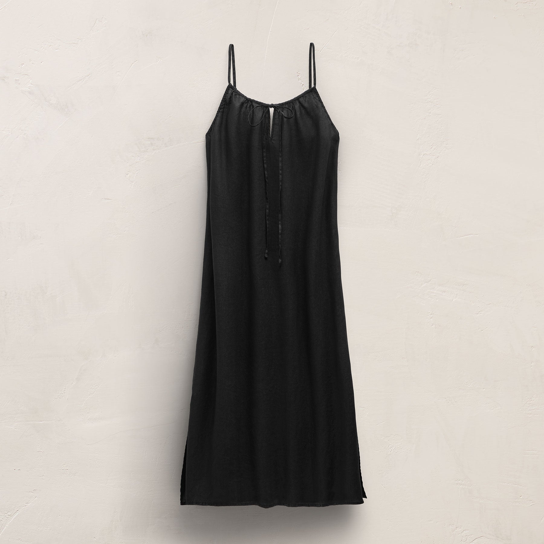 Lightweight Linen Strappy Cami Dress in Black | James Perse Los Angeles