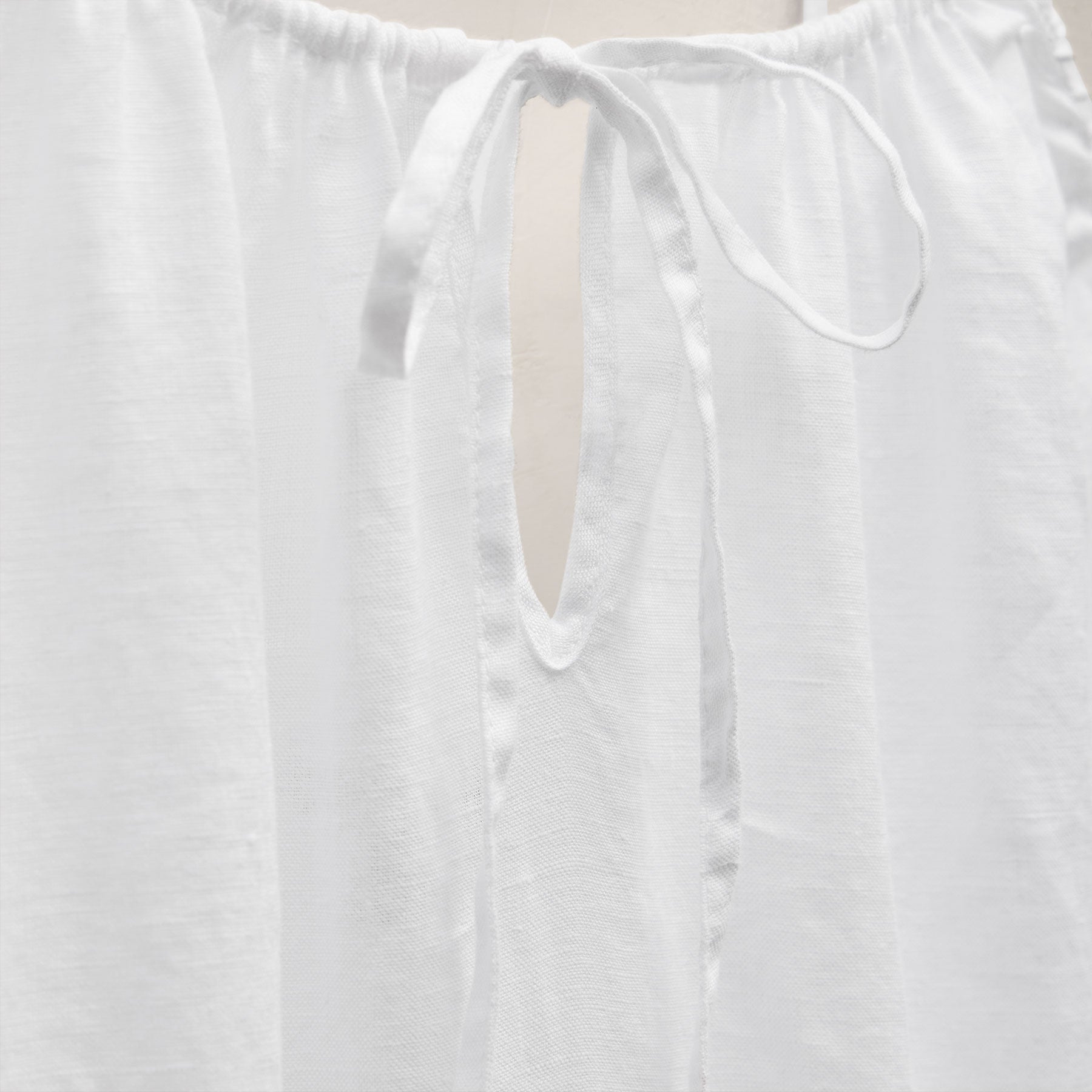 Lightweight Linen Strappy Cami Dress in White | James Perse Los Angeles