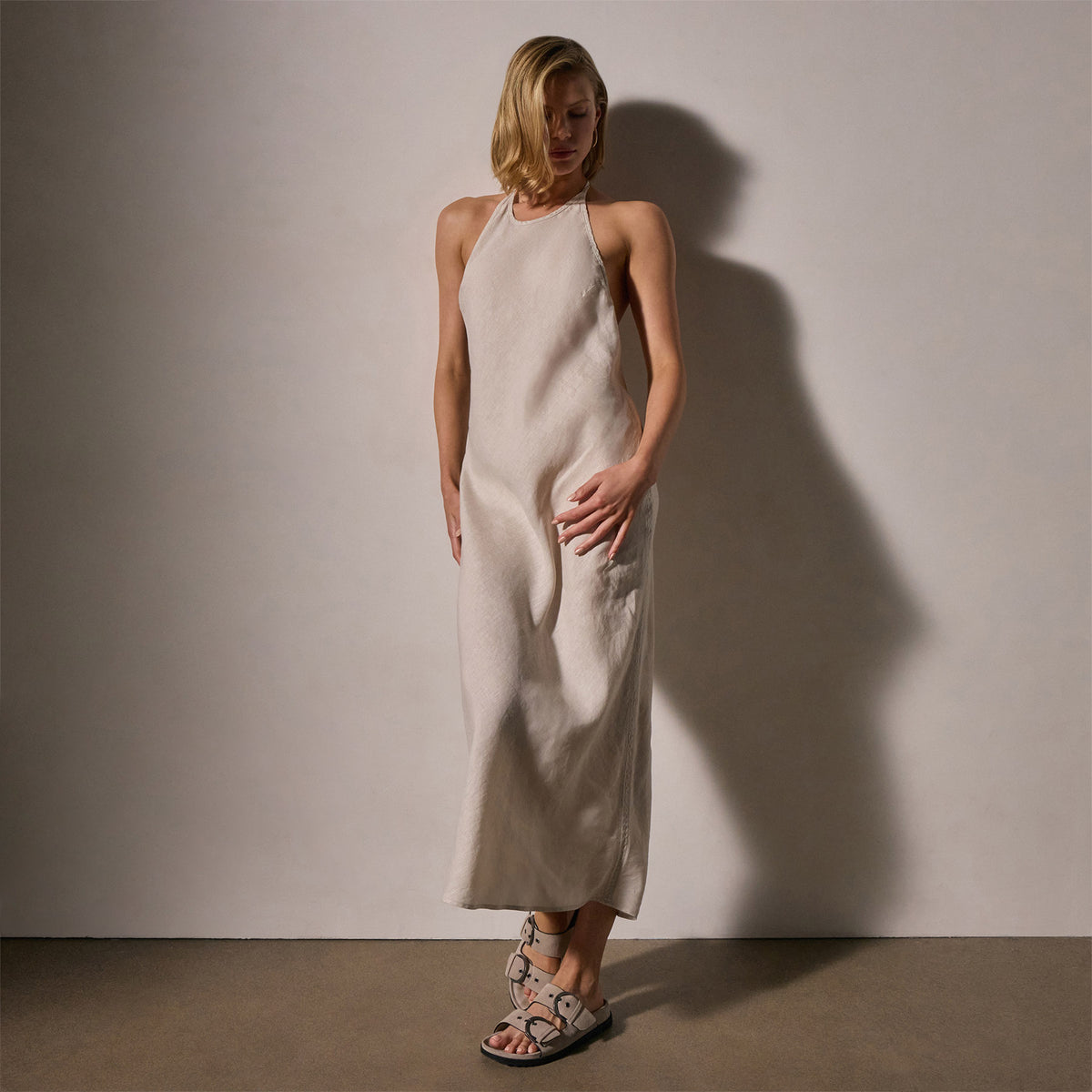 Linen Halter Dress in Salt Pigment | James Perse Los Angeles
