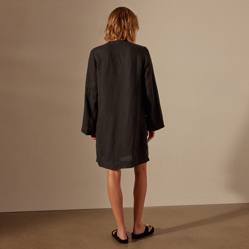 Garment Dye Linen Pin Tuck Dress in Black | James Perse Los Angeles