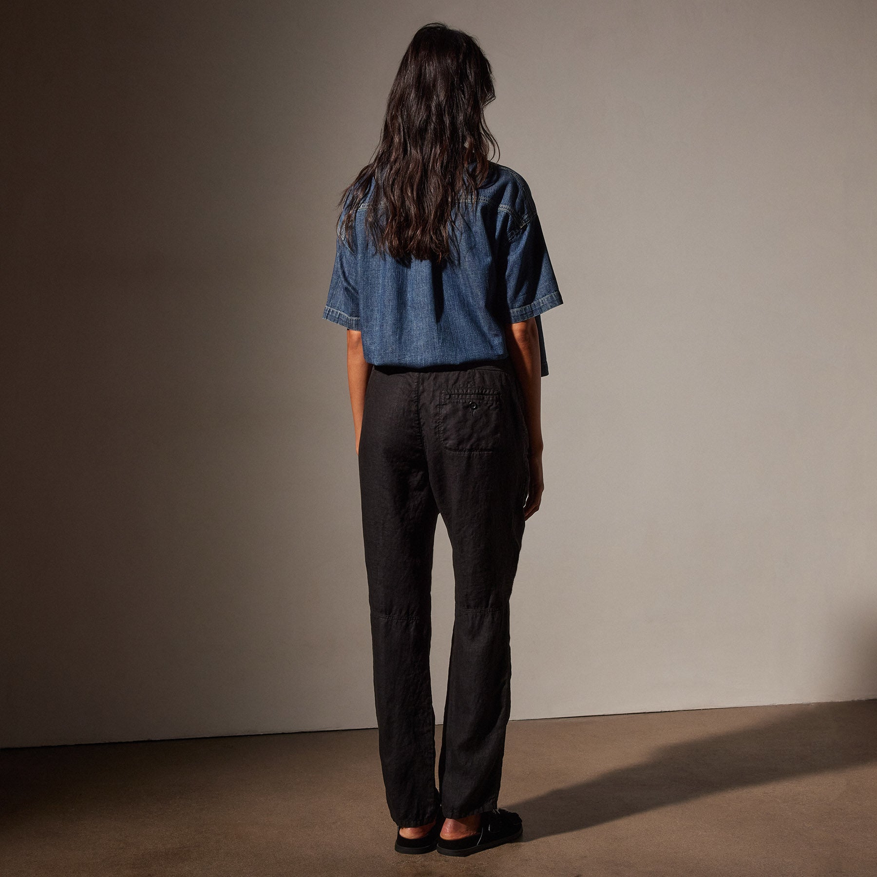 Garment Dye Linen Soft Drape Pant in Black | James Perse Los Angeles