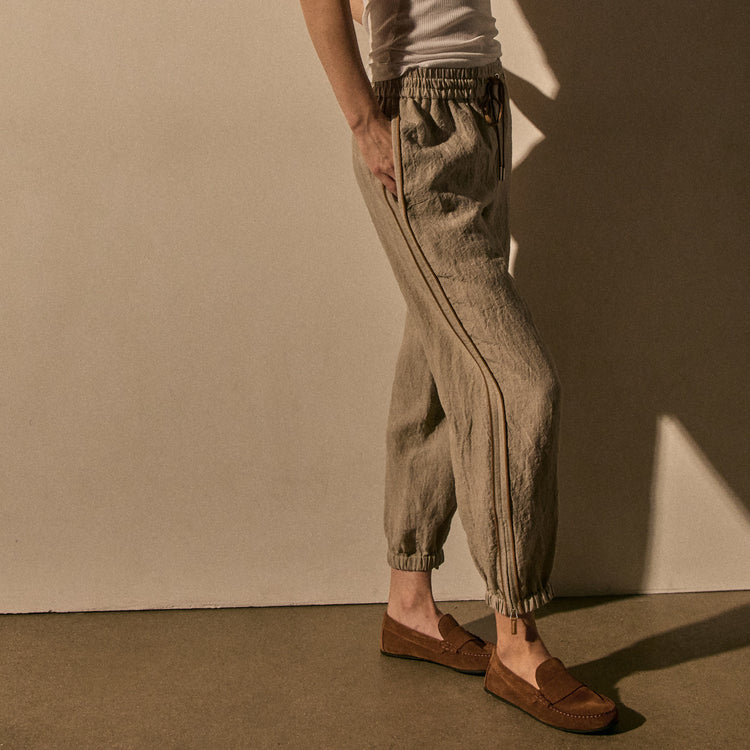 Linen Pant W Suede Piping in Natural/Tabacco | James Perse Los Angeles