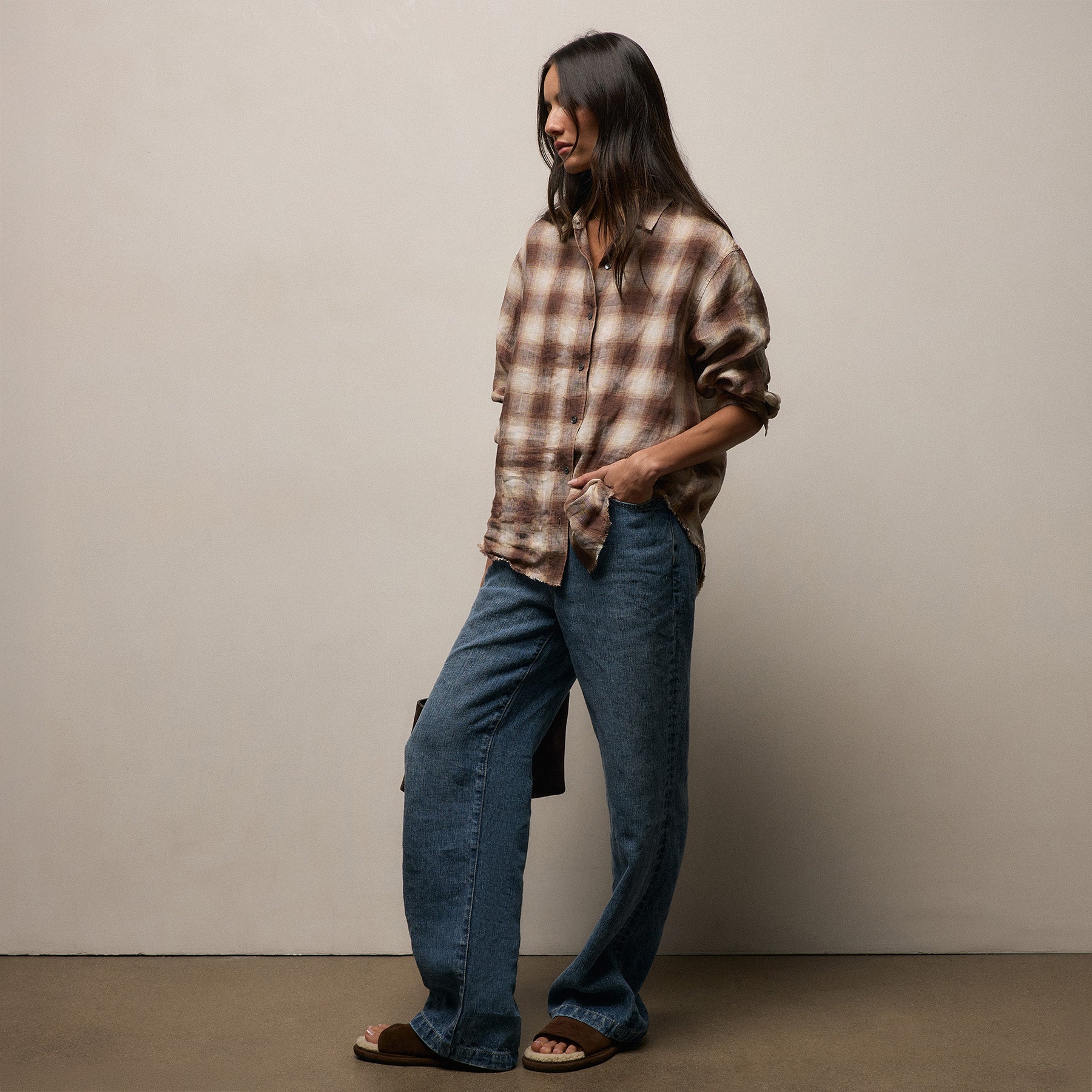 Linen Denim Relaxed Pant in Medium Wash | James Perse Los Angeles