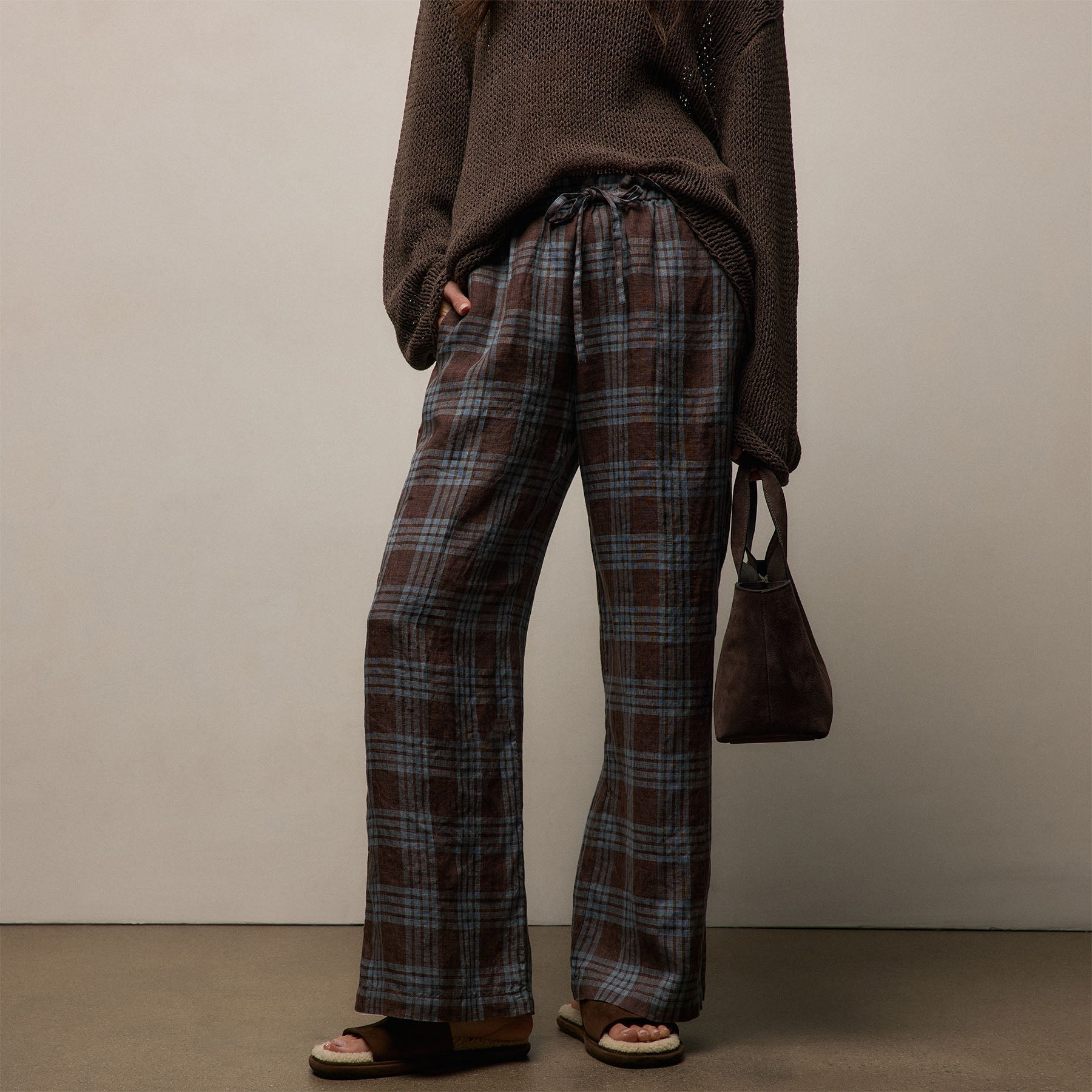 Plaid Linen Beach Pant in Plum Plaid | James Perse Los Angeles