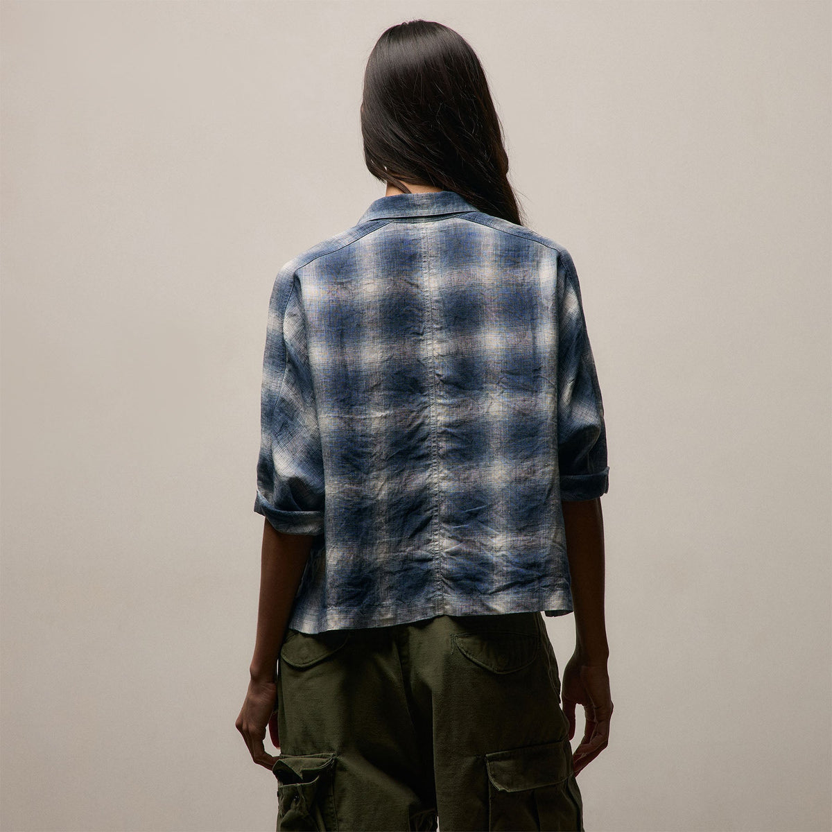 Plaid Linen Cropped Pocket Shirt in Blue Plaid | James Perse Los Angeles
