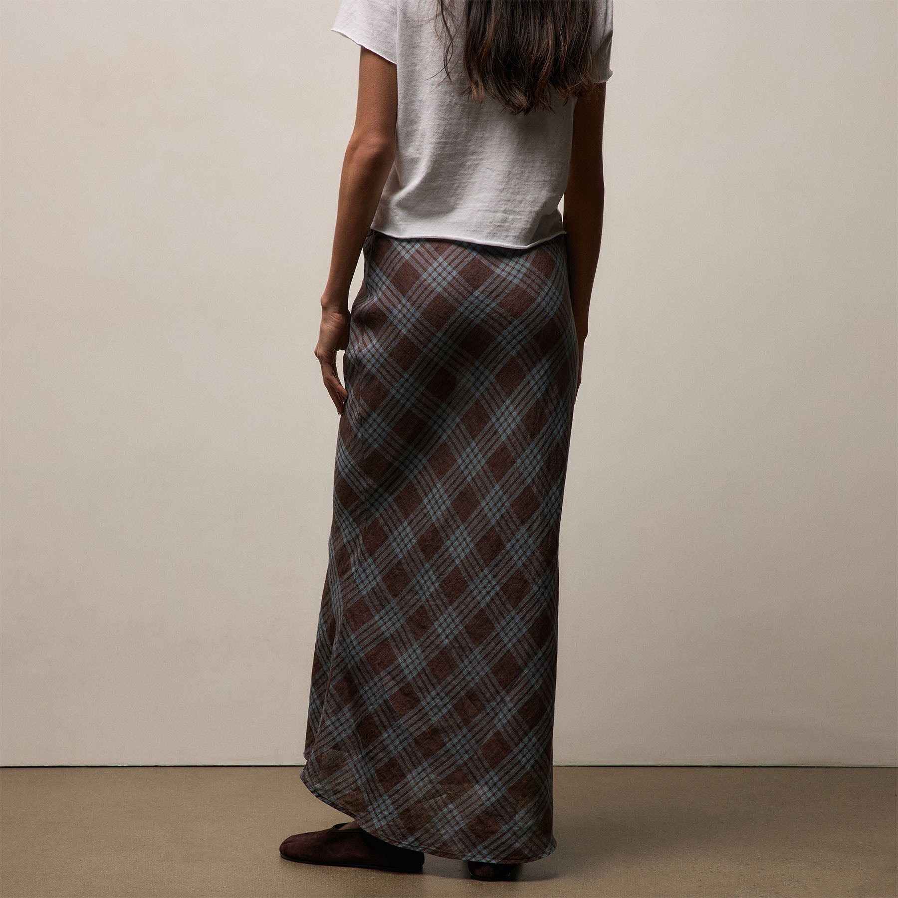 Plaid Linen Skirt in Plum Plaid | James Perse Los Angeles