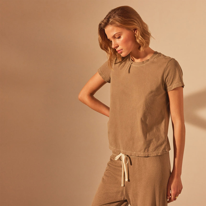 Vintage Little Boy Tee in Cashew Pigment | James Perse Los Angeles