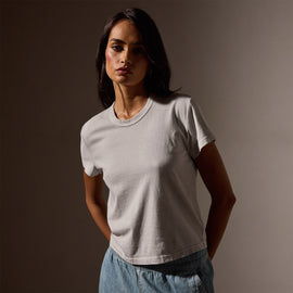 Shrunken Crew Neck Tee in Salt Pigment | James Perse Los Angeles