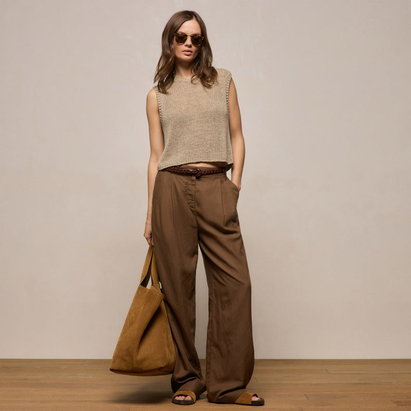 Twill Pleated Trouser in Truffle | James Perse Los Angeles