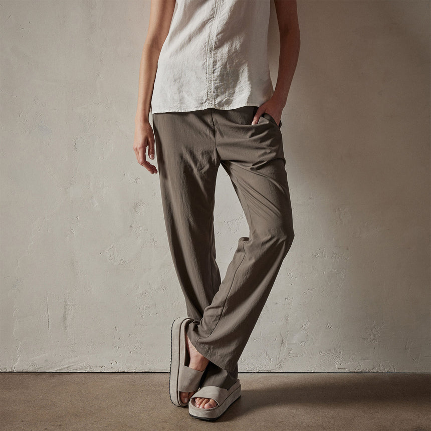 Monterey Trouser in Platoon | James Perse Los Angeles