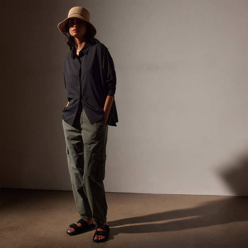 Lightweight Matte Satin Fluid Shirt in Black | James Perse Los Angeles