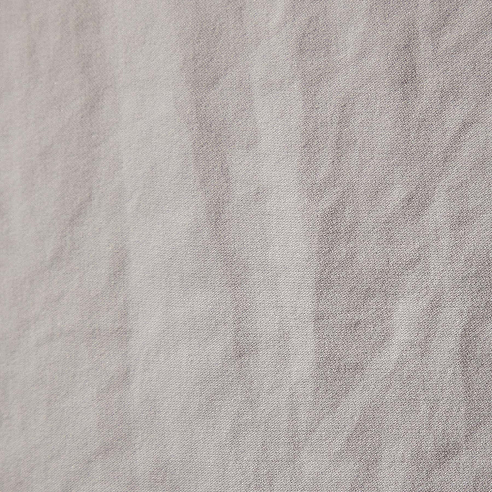 Lightweight Matte Sateen Short in White | James Perse in Los Angeles