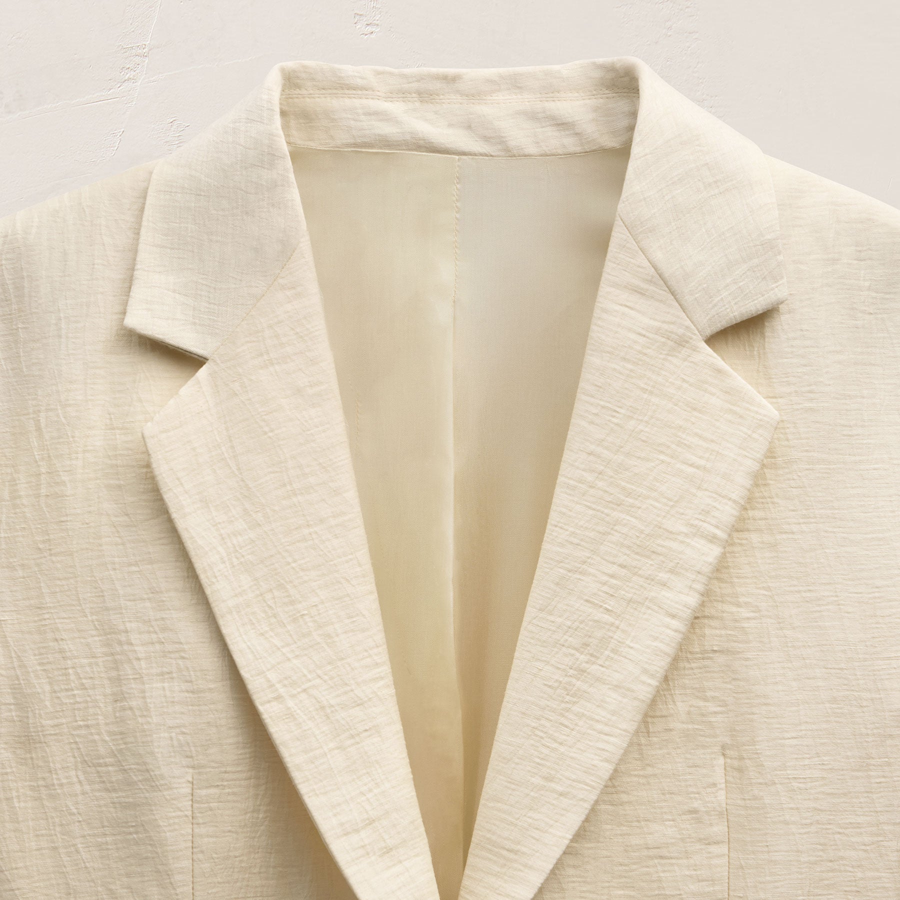 Crinkle Linen Relaxed Blazer in Ecru | James Perse Los Angeles