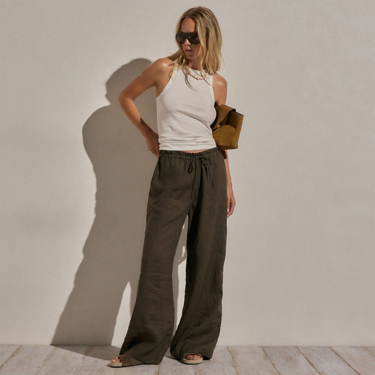 Linen Pant in Army Green | James Perse Los Angeles